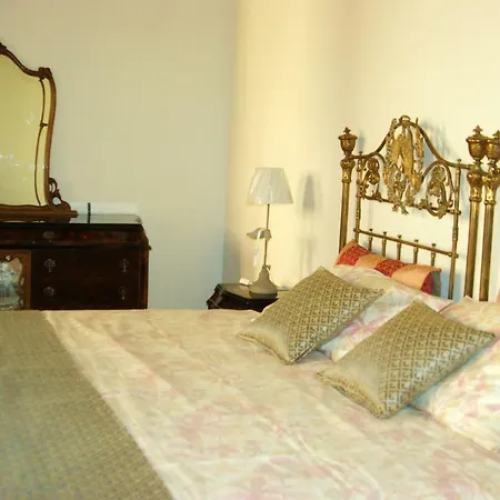 Belle Arti Bed and breakfast